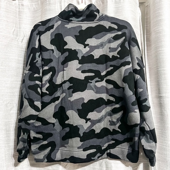 Old Navy | Girls Oversized Mock-Neck 1/2 Zip Fleece Pullover | XL (14-16) - Picture 11 of 11